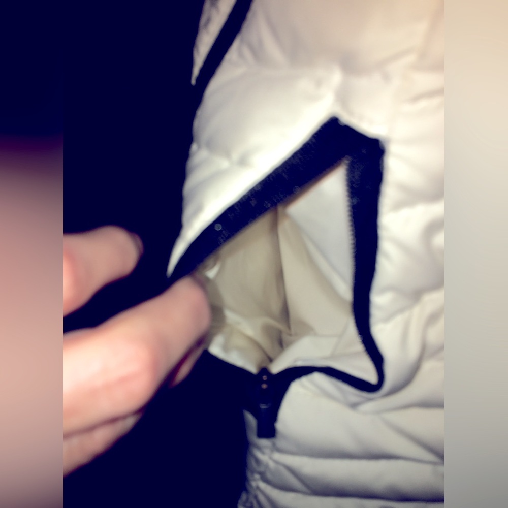 ATHLETA DOWN PUFFER VEST - Picture 11 of 16